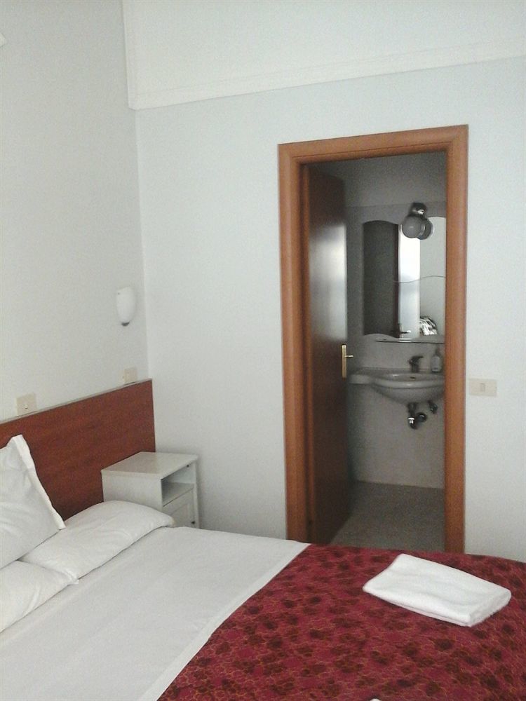Guest house Merulana Star 3*