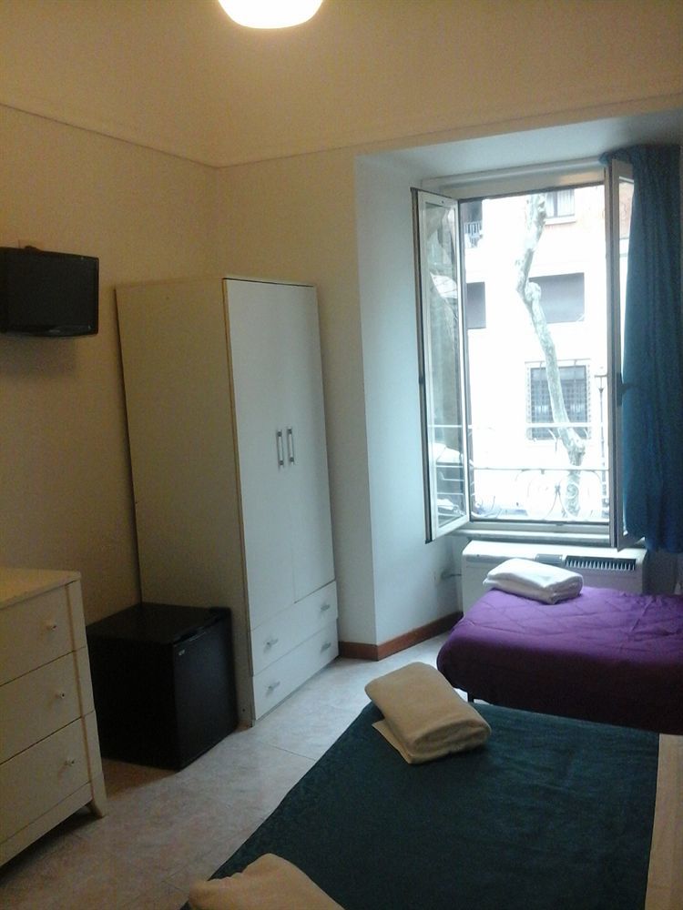 Merulana Star 3* Rome